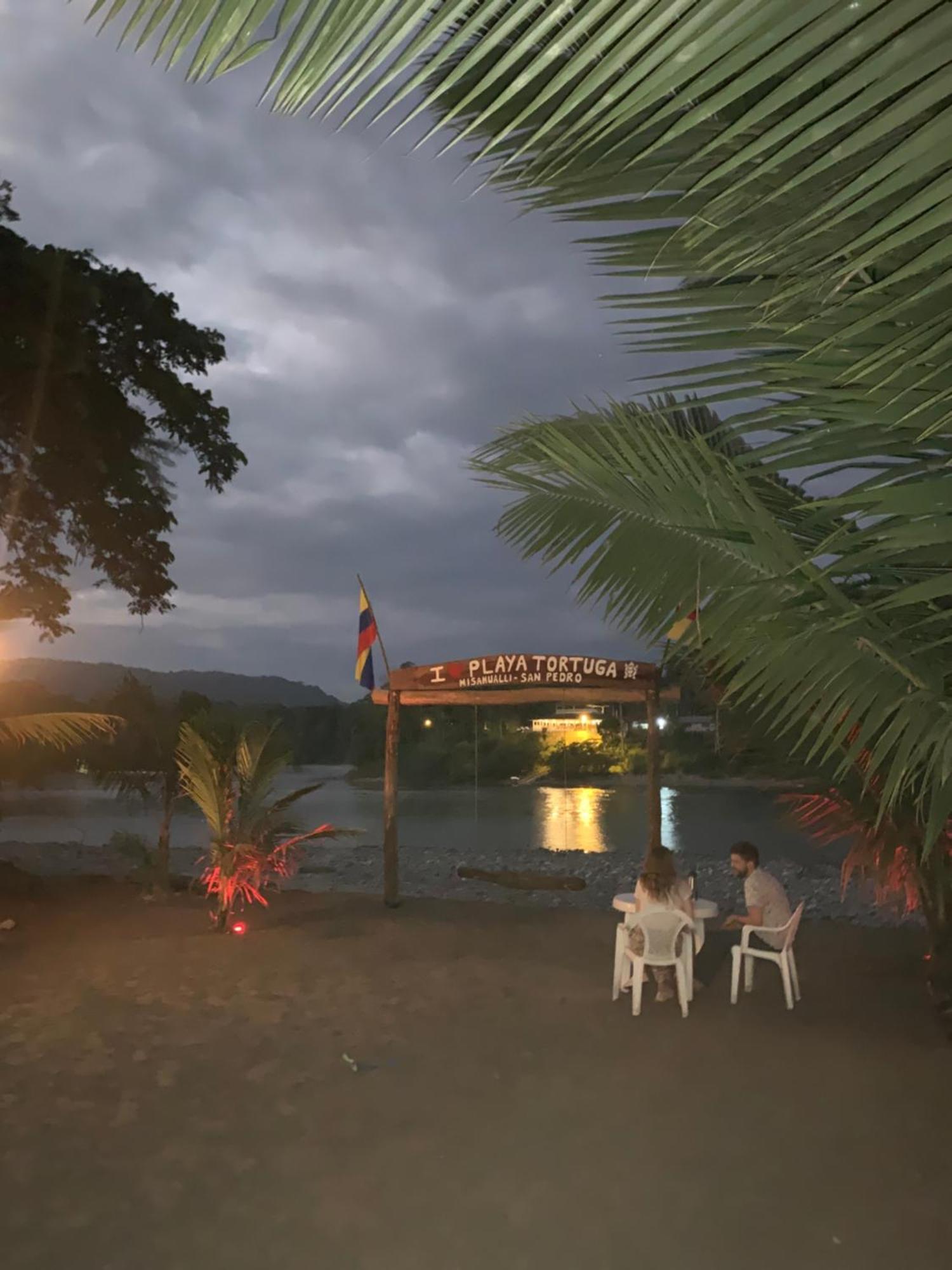 Playa Tortuga Puerto Misahuallí Exterior foto